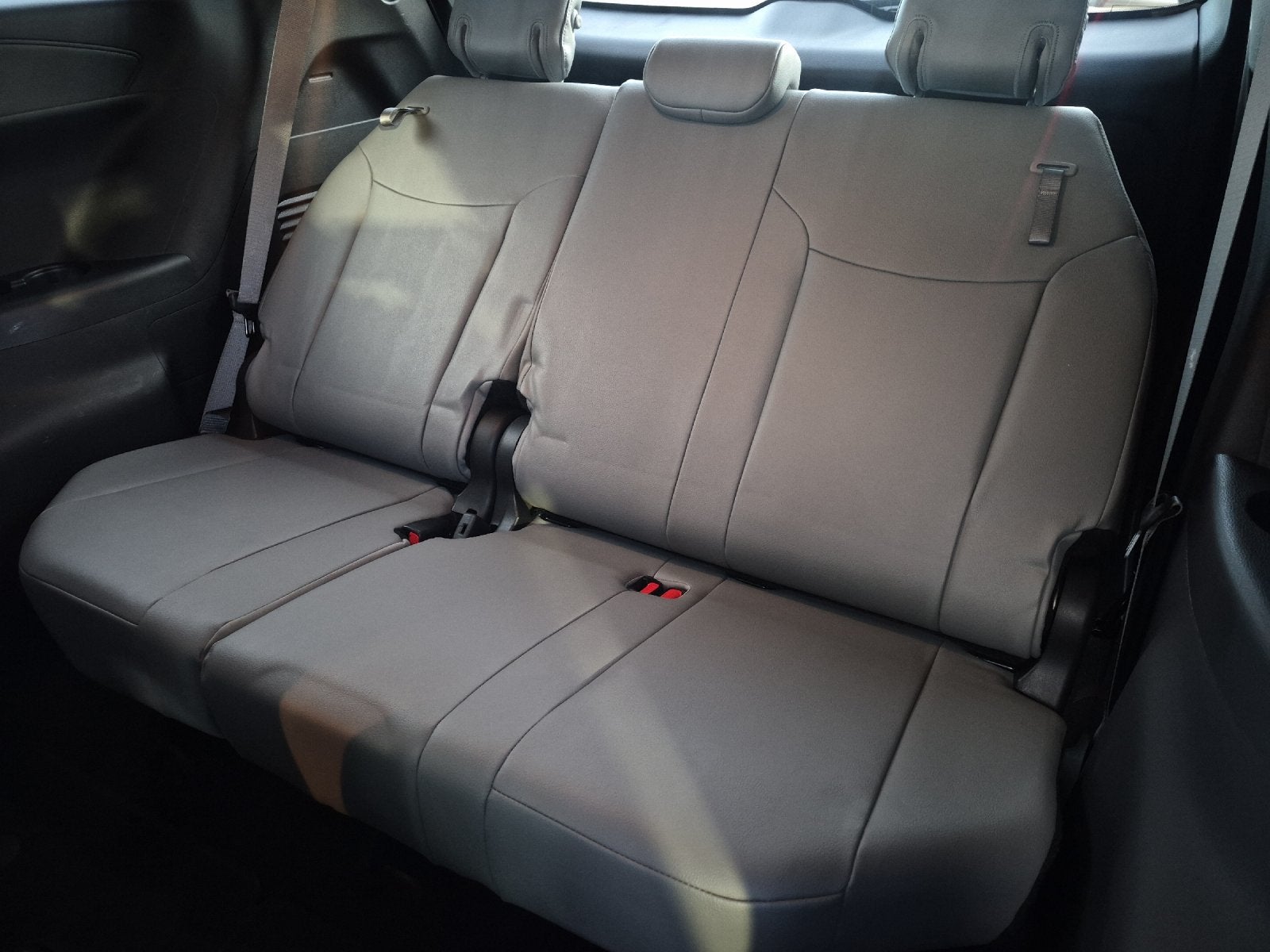 2025 Toyota Sienna XLE 8 Passenger