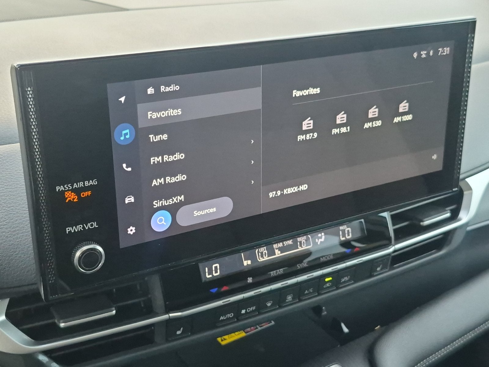 2025 Toyota Sienna XLE 8 Passenger