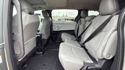 2026 Toyota Sienna XLE 8 Passenger