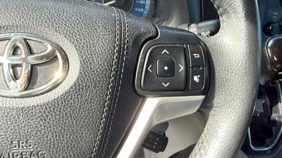 2017 Toyota SIENNA XLE 3.5L XLE 8 Passenger