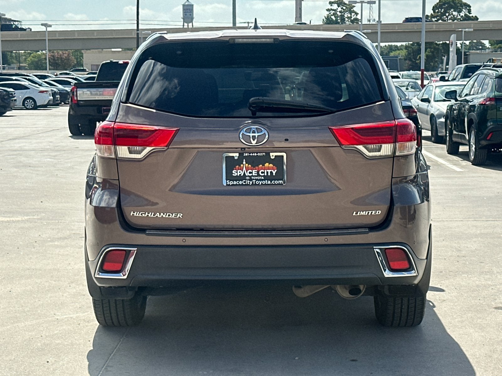2019 Toyota Highlander Limited Platinum