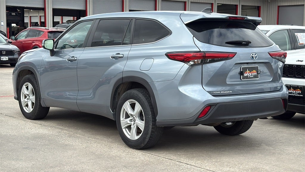 2023 Toyota Highlander Hybrid LE