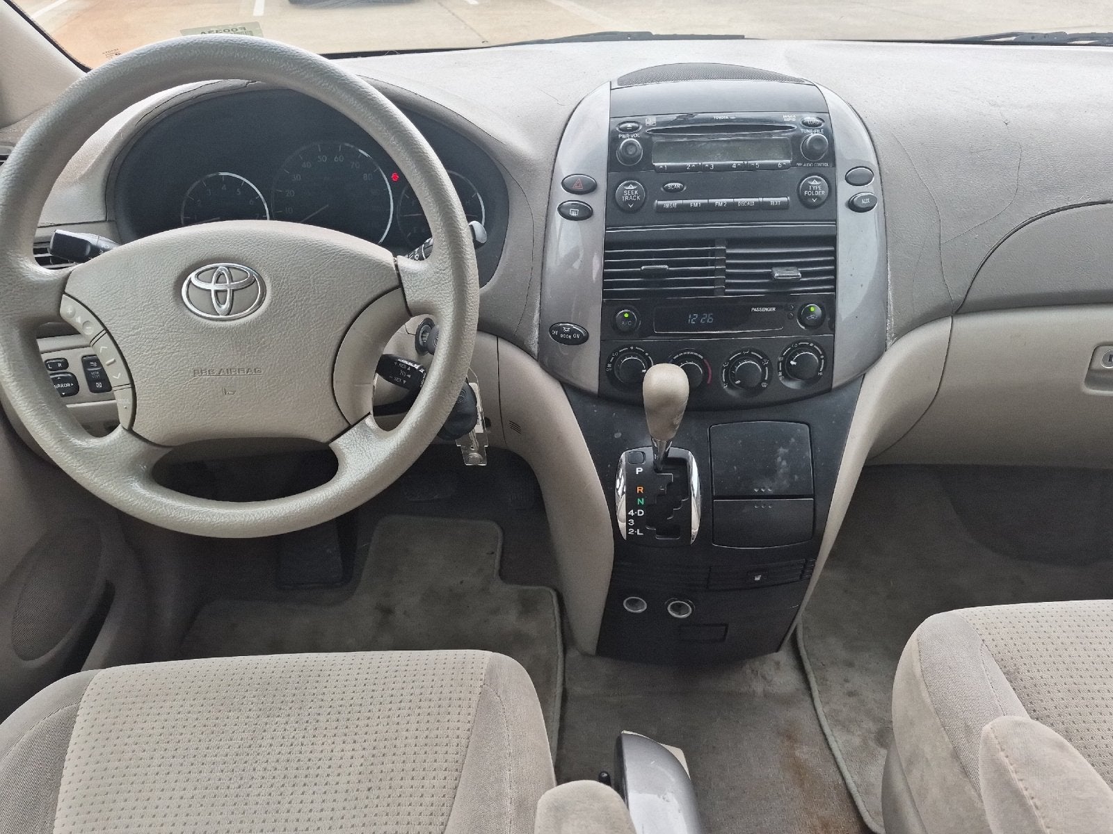 2008 Toyota SIENNA LE