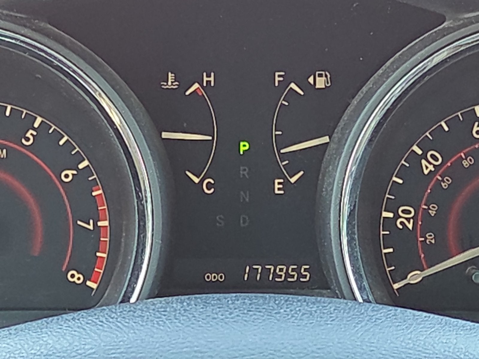 2012 Toyota HIGHLANDER SE