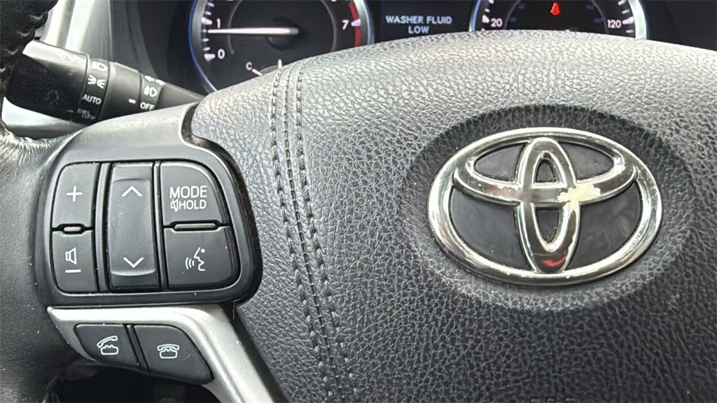 2015 Toyota HIGHLANDER LE V6