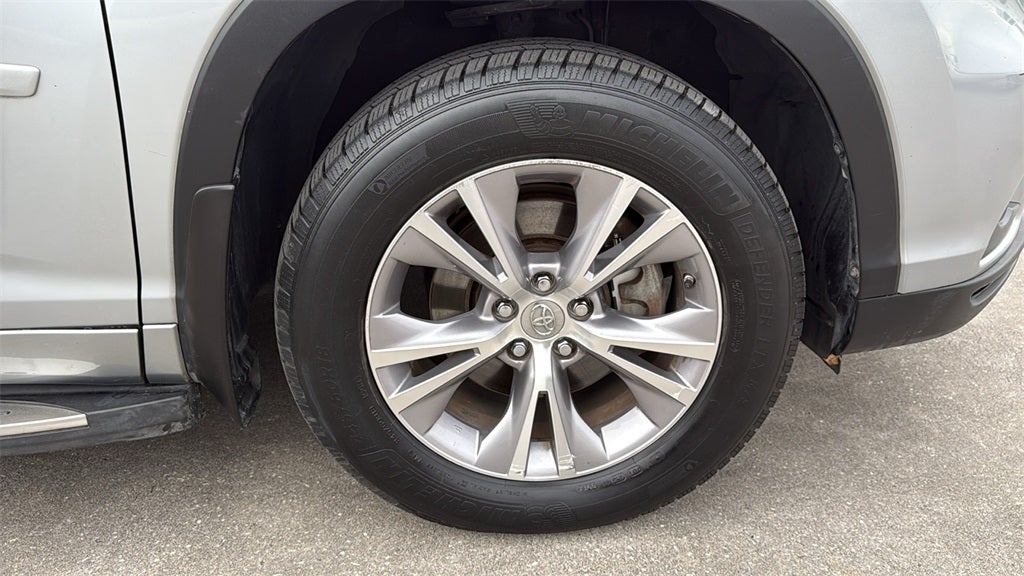 2015 Toyota HIGHLANDER LE V6