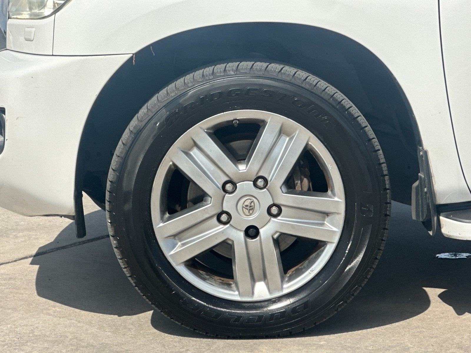 2010 Toyota SEQUOIA SR5 4.6L
