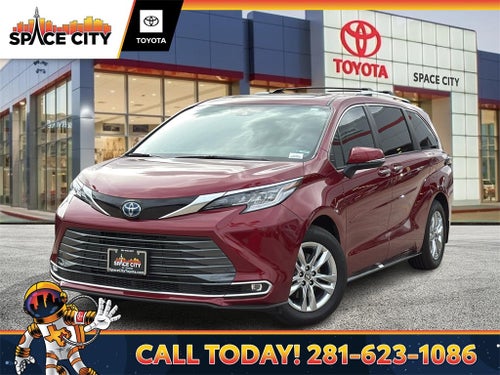 2025 Toyota Sienna Limited 7 Passenger