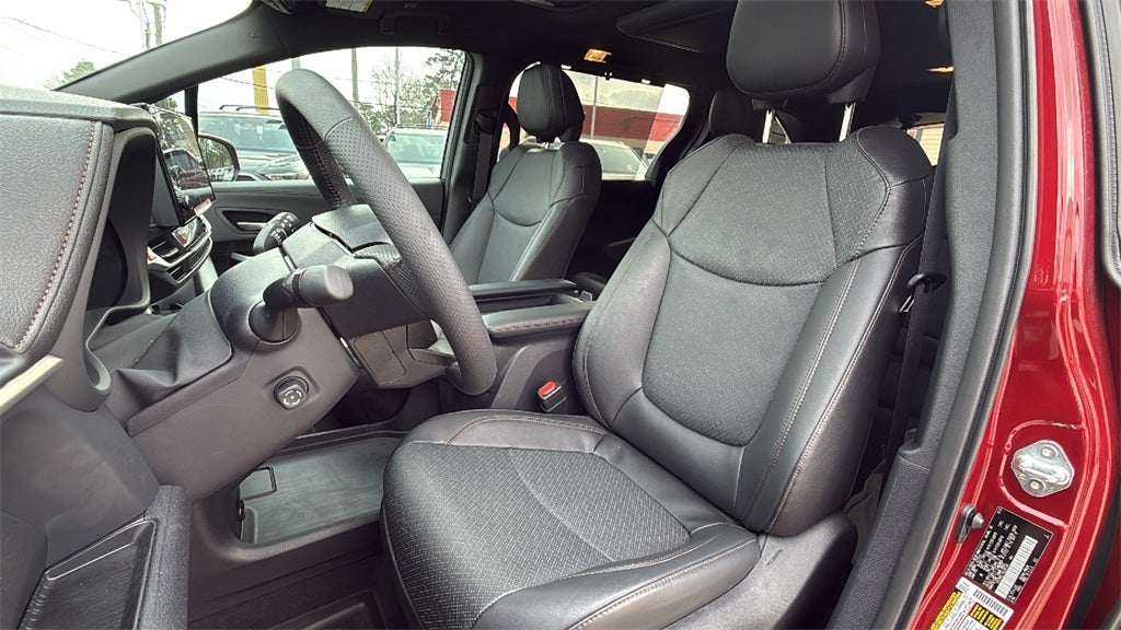 2025 Toyota Sienna Limited 7 Passenger