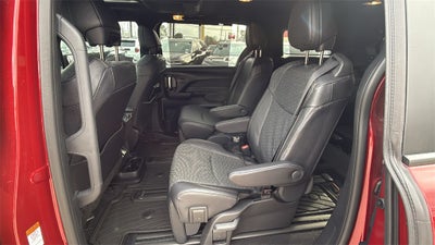 2025 Toyota Sienna Limited 7 Passenger