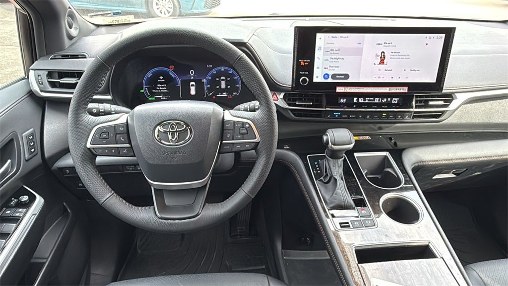 2025 Toyota Sienna Limited 7 Passenger