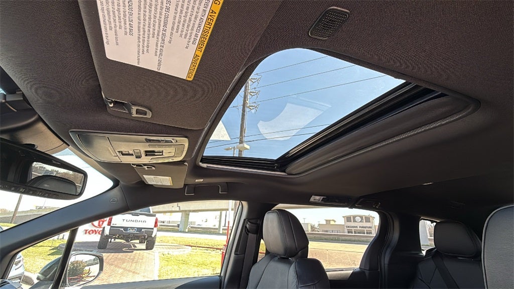 2026 Toyota Sienna Limited 7 Passenger