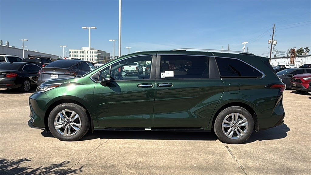 2026 Toyota Sienna Limited 7 Passenger