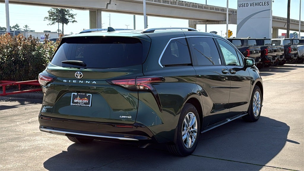 2026 Toyota Sienna Limited 7 Passenger