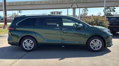 2026 Toyota Sienna Limited 7 Passenger