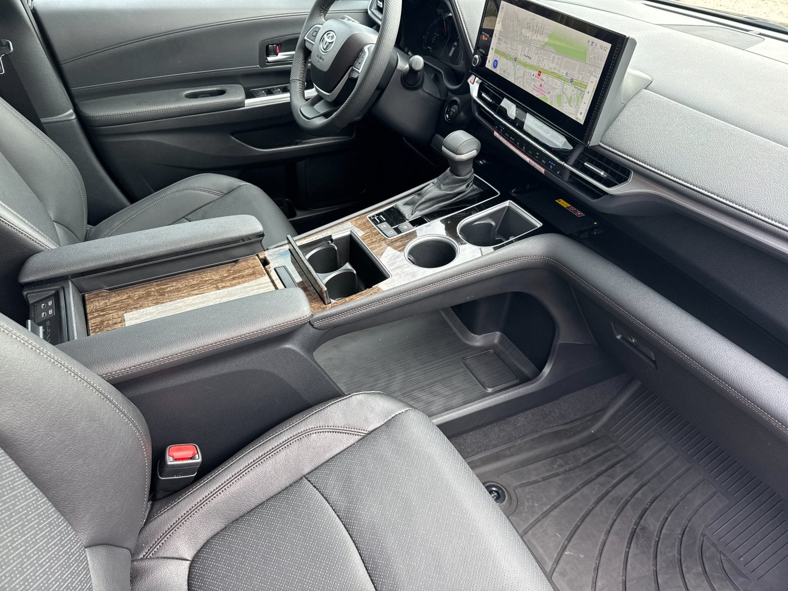2026 Toyota Sienna Limited 7 Passenger