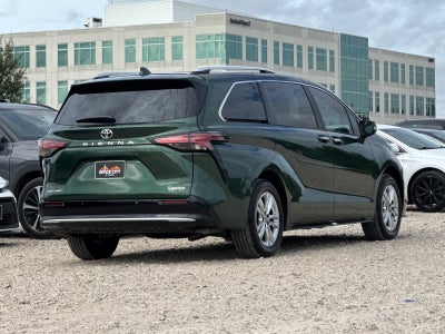 2026 Toyota Sienna Limited 7 Passenger