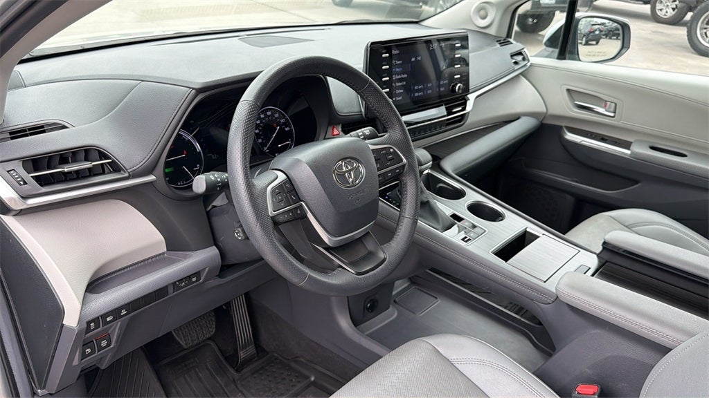 2024 Toyota SIENNA LTD AWD Limited 7 Passenger