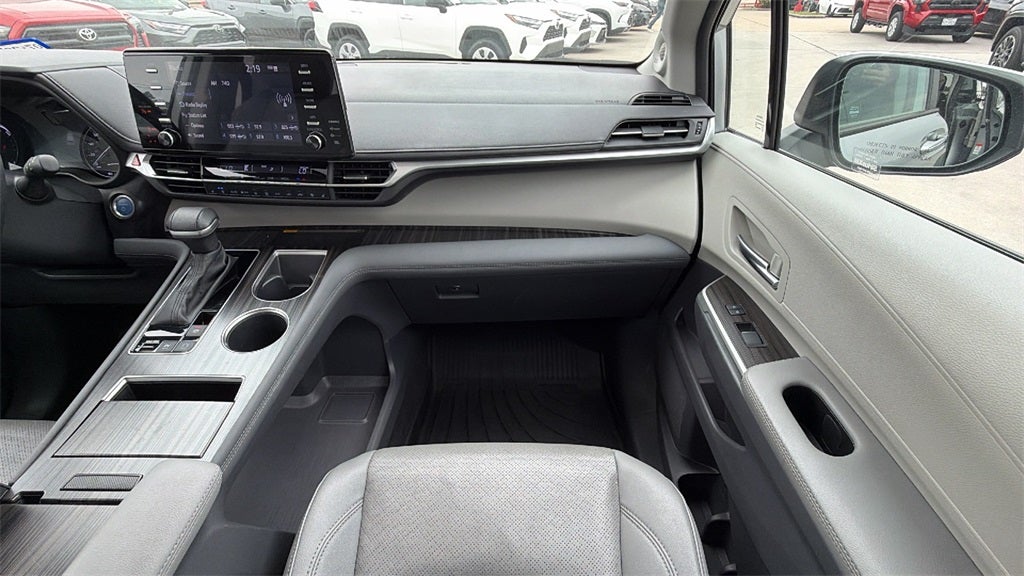 2024 Toyota SIENNA LTD AWD Limited 7 Passenger