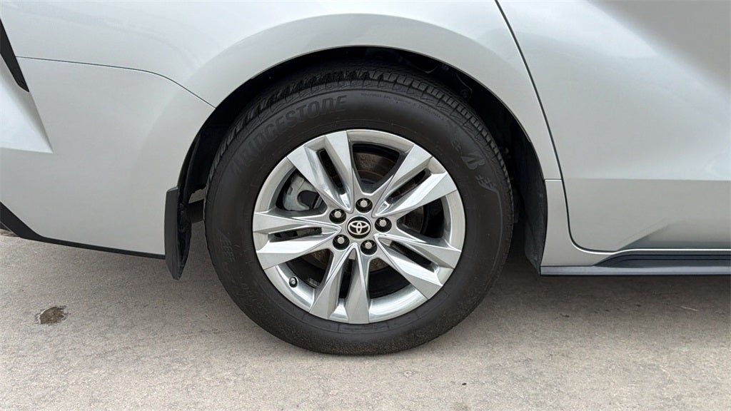 2024 Toyota SIENNA LTD AWD Limited 7 Passenger
