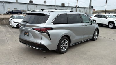 2024 Toyota SIENNA LTD AWD Limited 7 Passenger