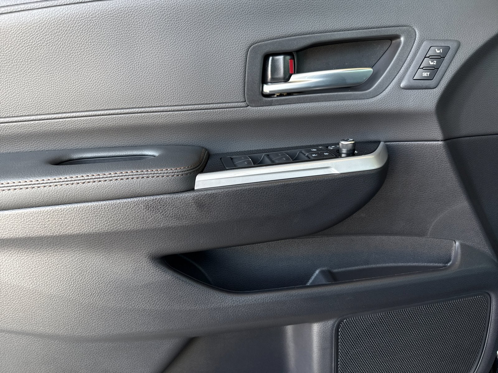 2026 Toyota Sienna Limited 7 Passenger