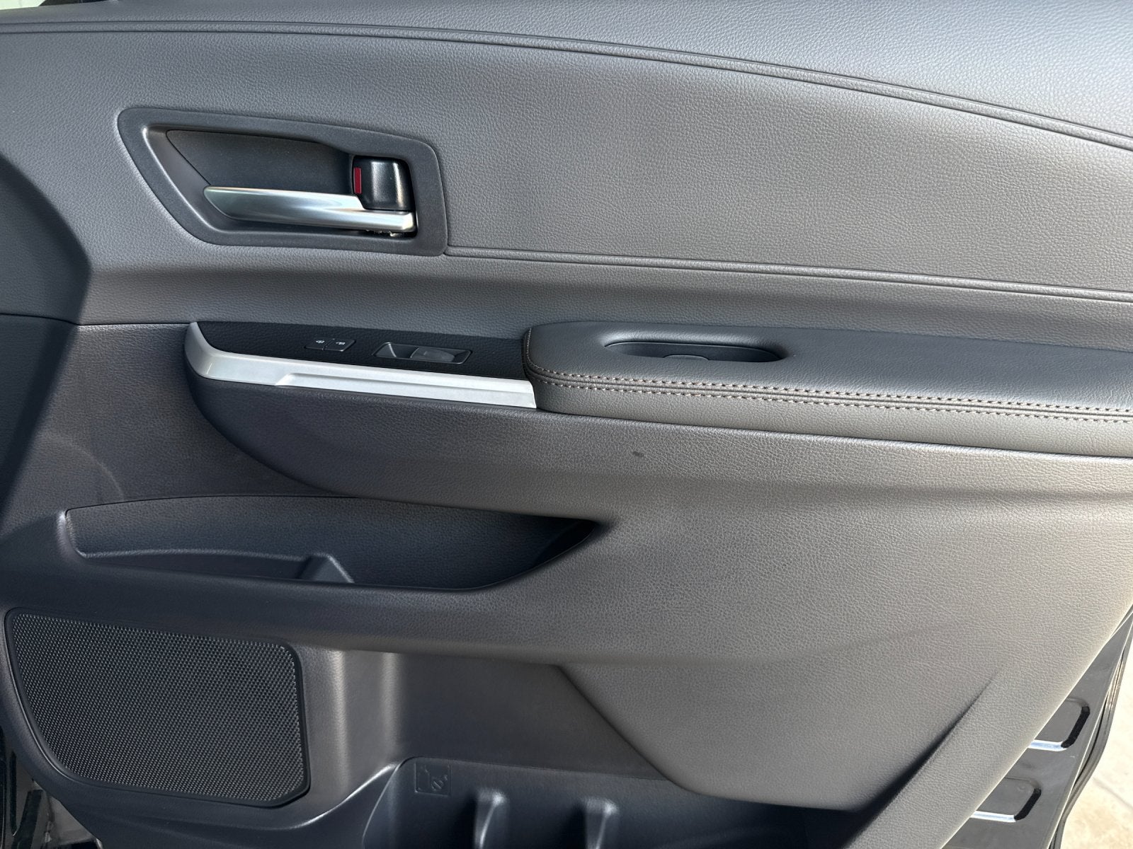 2026 Toyota Sienna Limited 7 Passenger