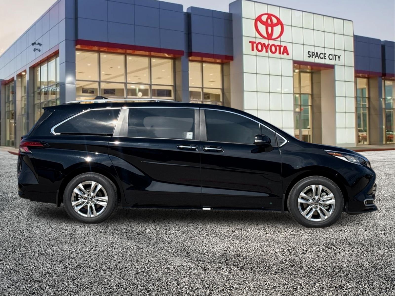 2026 Toyota Sienna Limited 7 Passenger
