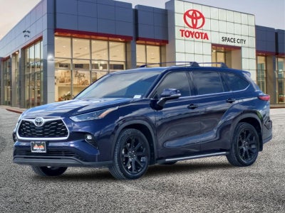 2022 Toyota Highlander LE