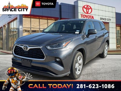 2021 Toyota HIGHLANDER LE