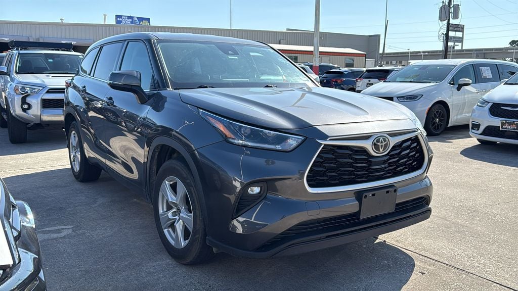 2021 Toyota HIGHLANDER LE