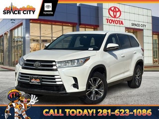 2019 Toyota HIGHLANDER LE Plus