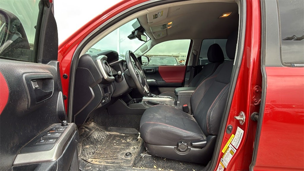 2019 Toyota TACOMA SR5 SR5 V6