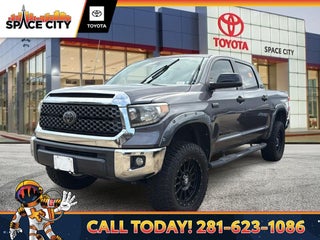 2018 Toyota TUNDRA 4X4 SR5