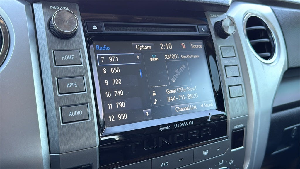 2017 Toyota TUNDRA 4X4 SR5