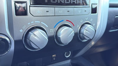 2017 Toyota TUNDRA 4X4 SR5