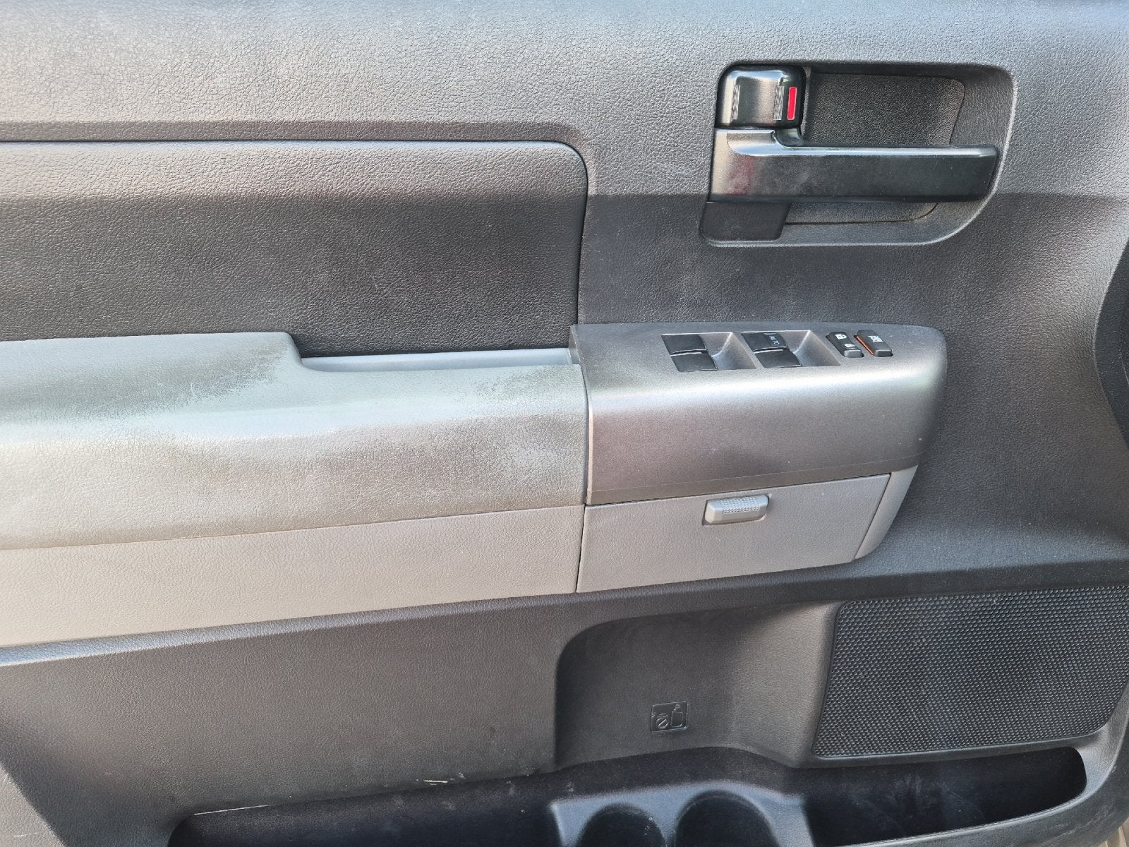 2013 Toyota TUNDRA 4X2 Grade 4.6L V8