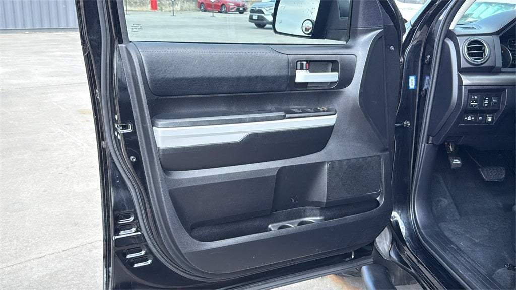 2021 Toyota TUNDRA 4X2 SR5