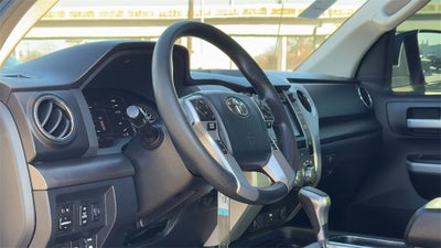 2018 Toyota TUNDRA 4X2 SR5