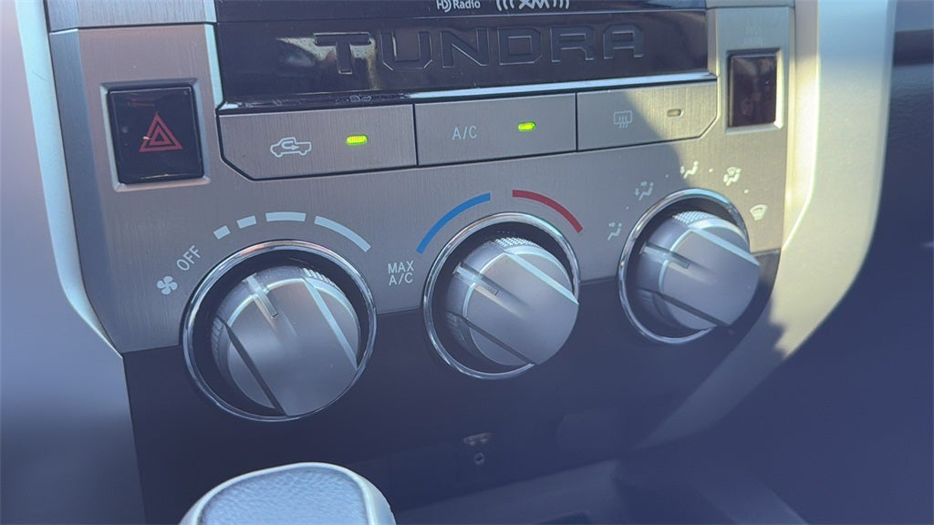 2018 Toyota TUNDRA 4X2 SR5