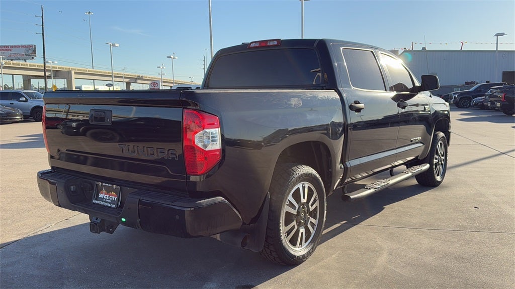 2018 Toyota TUNDRA 4X2 SR5