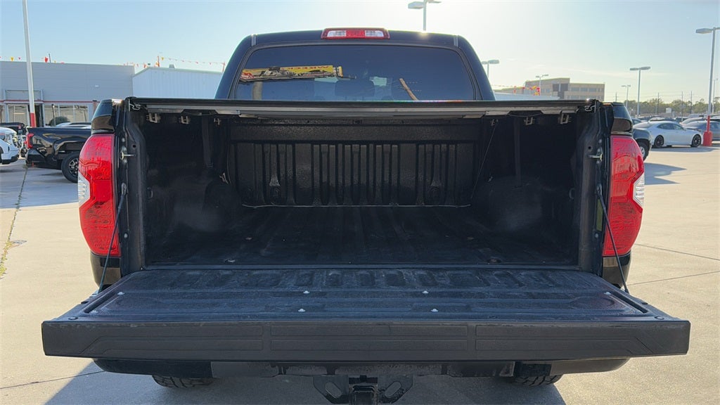 2018 Toyota TUNDRA 4X2 SR5