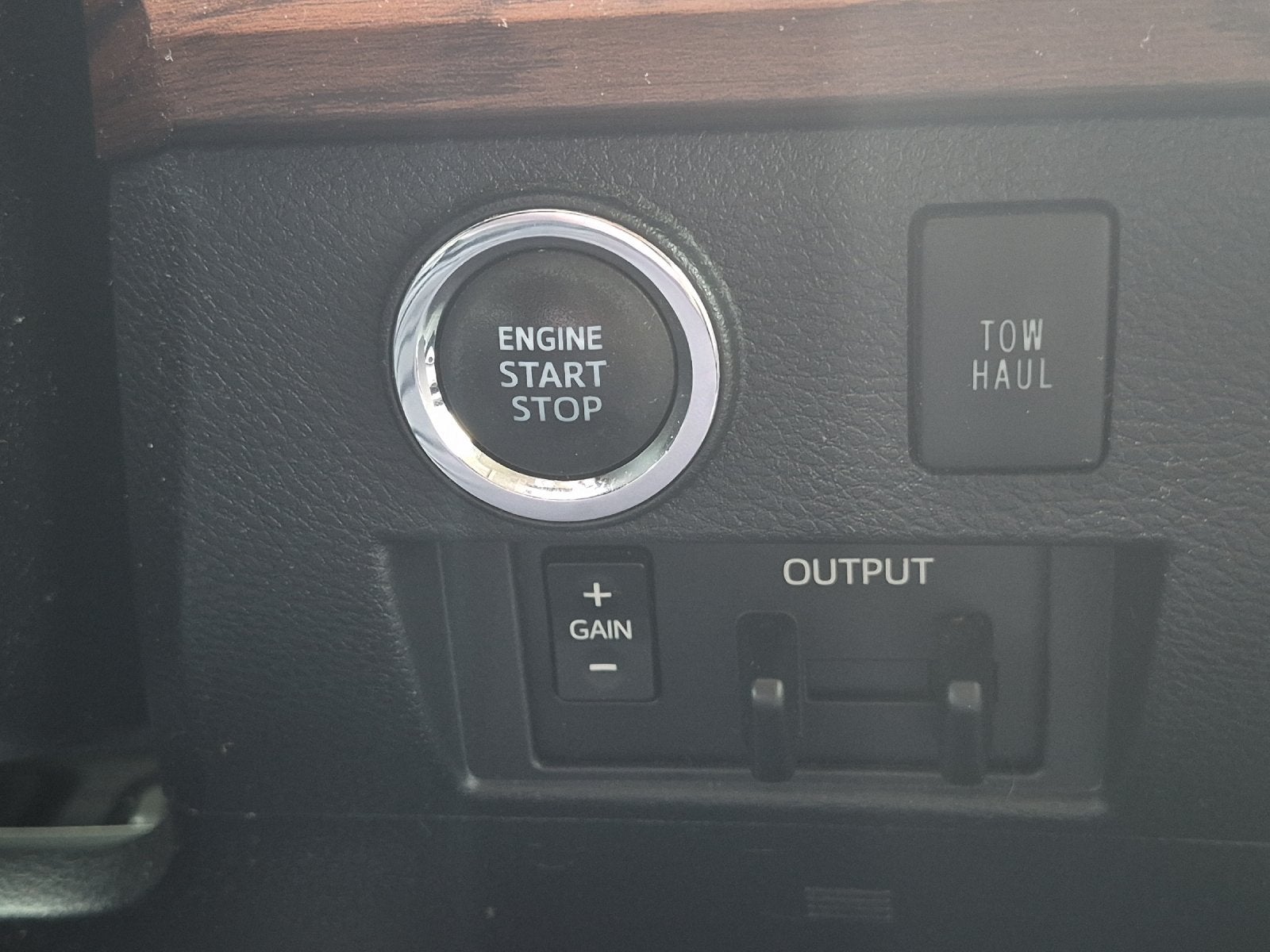 2020 Toyota Tundra Limited