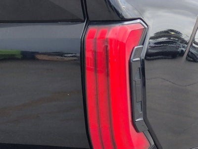 2024 Toyota Tundra i-FORCE MAX Limited