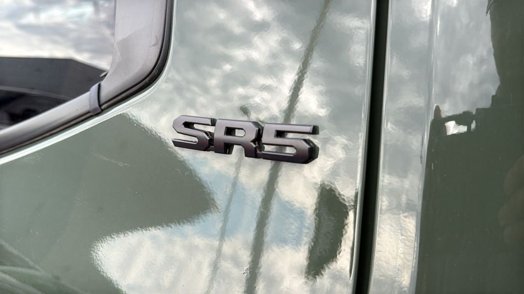 2023 Toyota TUNDRA 4X2 SR5