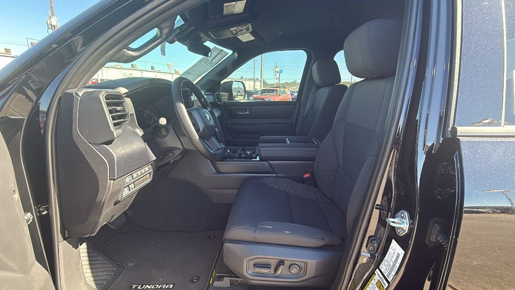 2025 Toyota Tundra SR5