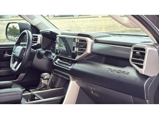 2024 Toyota TUNDRA 4X2 SR5