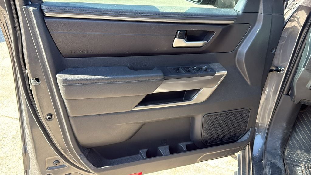 2024 Toyota TUNDRA 4X2 SR5