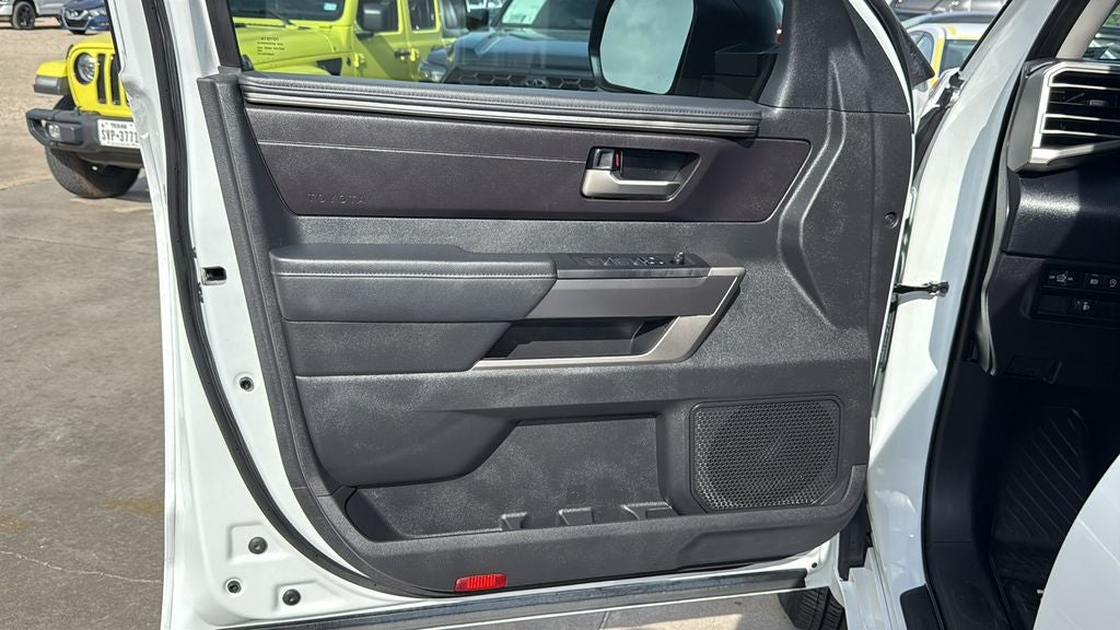 2024 Toyota TUNDRA 4X4 SR5