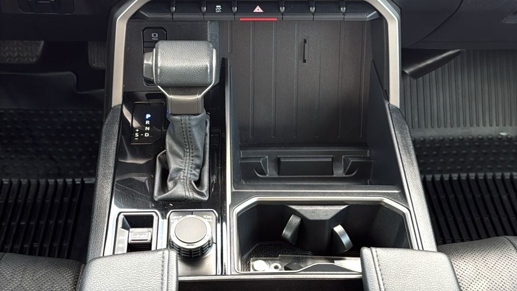 2024 Toyota TUNDRA 4X4 SR5